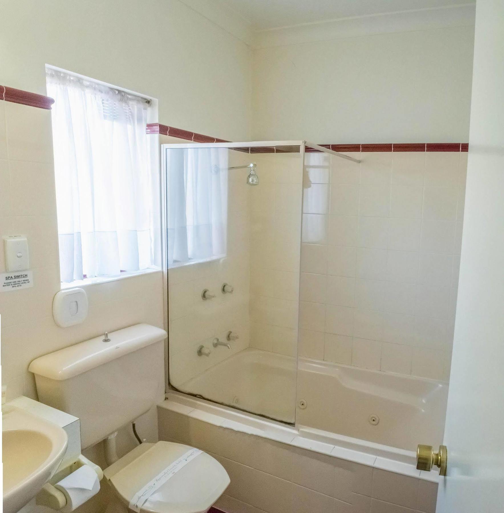 Narrandera Club Motor Inn Ngoại thất bức ảnh
