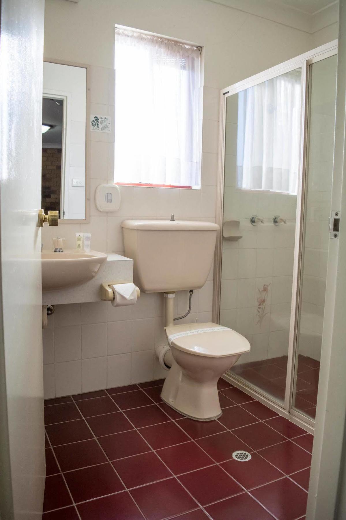 Narrandera Club Motor Inn Ngoại thất bức ảnh