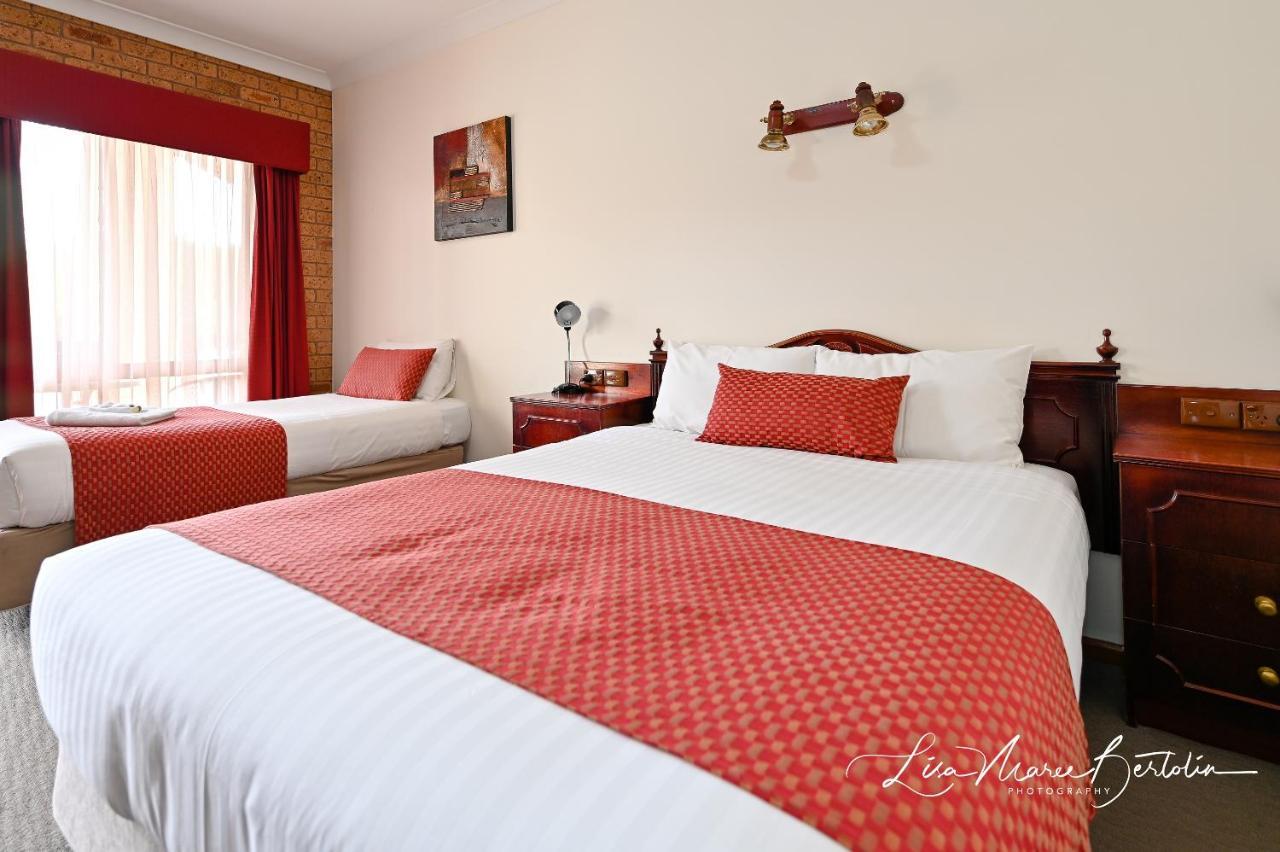 Narrandera Club Motor Inn Ngoại thất bức ảnh