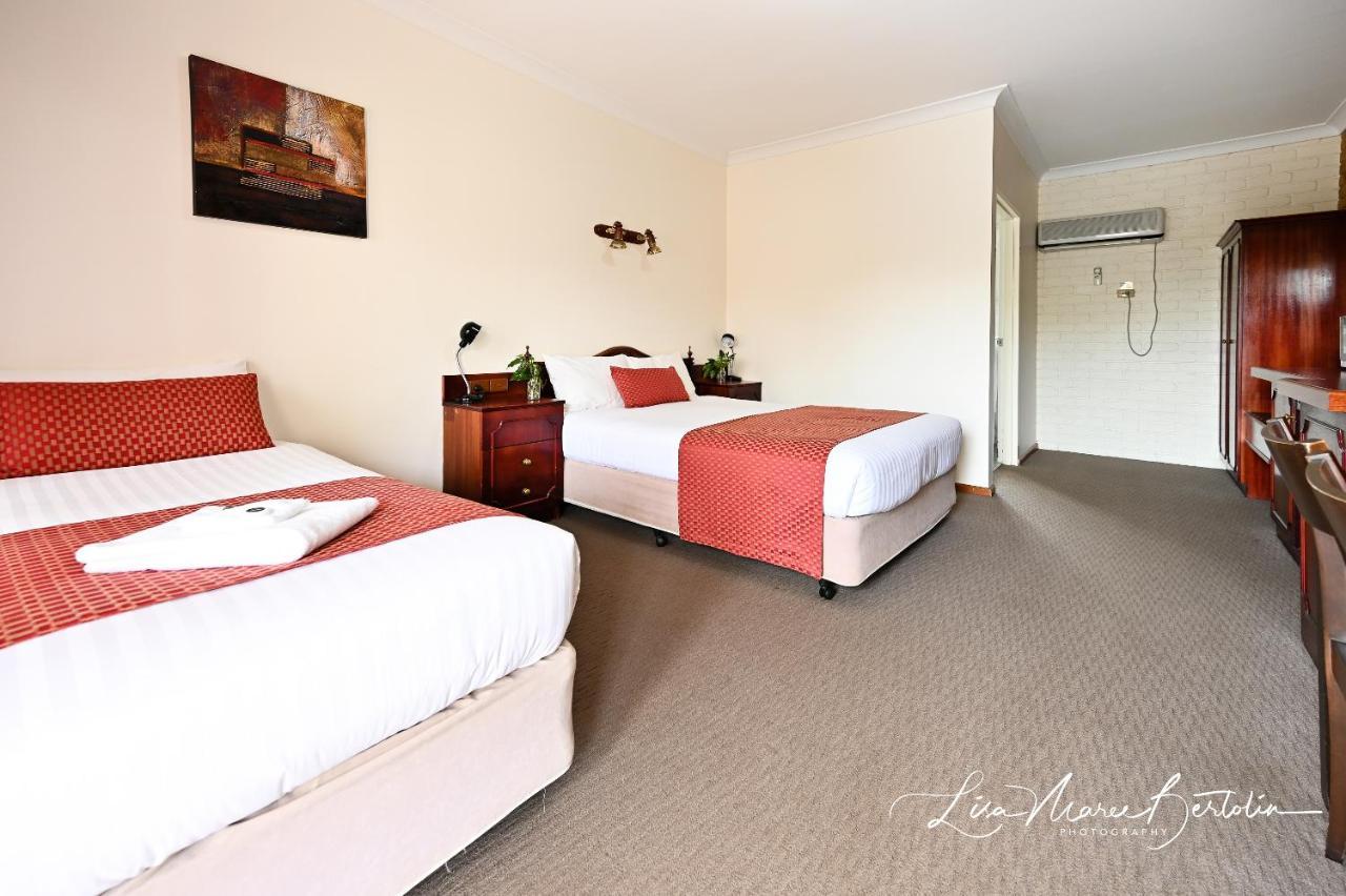 Narrandera Club Motor Inn Ngoại thất bức ảnh