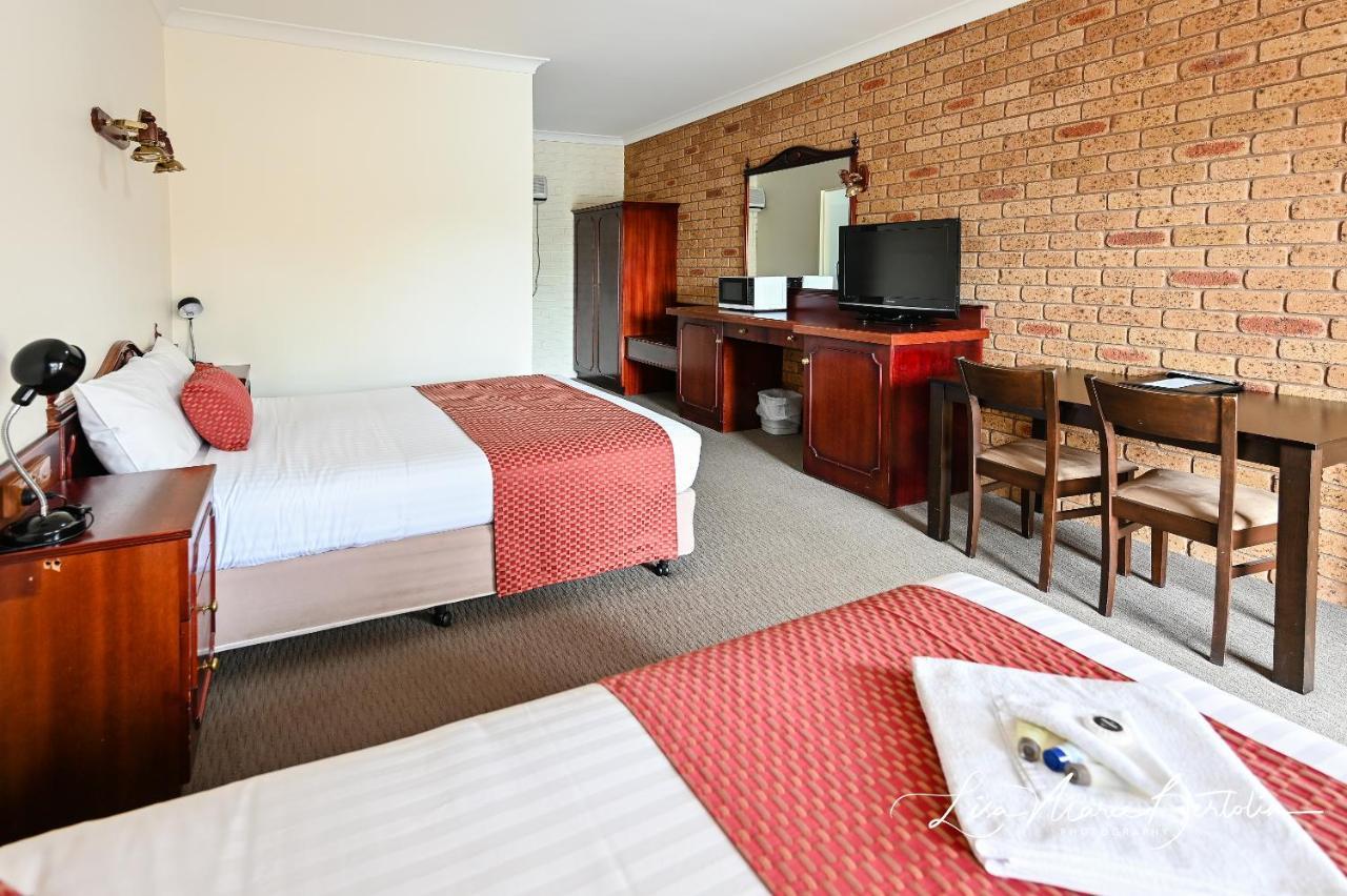 Narrandera Club Motor Inn Ngoại thất bức ảnh